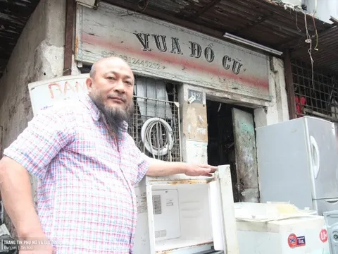 Người đàn ông dùng 300 mét vuông nhà mặt phố chứa phế liệu, “mông má” đồng nát kiếm tiền mua 2 biệt thự giữa Hà Nội