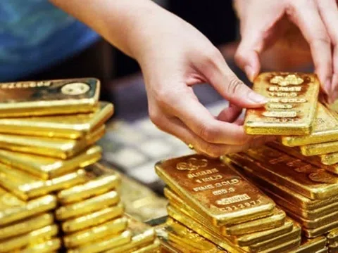 11 doanh nghiệp trúng thầu 12.300 lượng vàng SJC, giá vàng giảm mạnh
