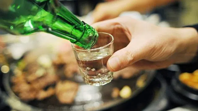 Hiểm họa khôn lường về sức khỏe khi uống quá nhiều rượu